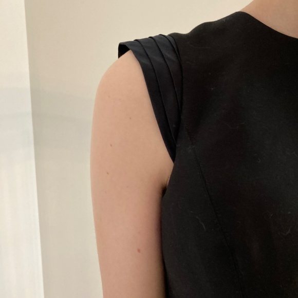 Halston Heritage Black Dress - size 0 - Picture 2 of 4